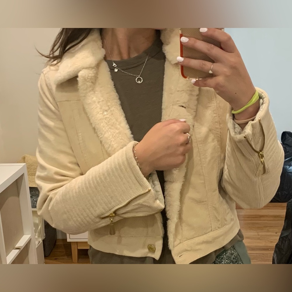 Corduroy jacket, worn once - Picture 9 of 9